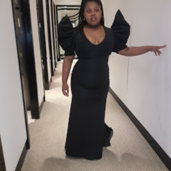 Black high shoulder prom dress - Picture 3 of 3